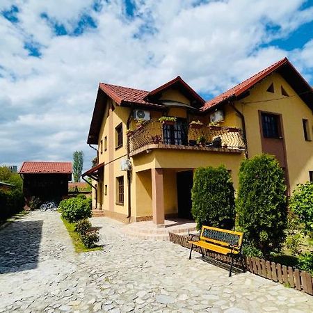 شقة Leto House Târgu Jiu المظهر الخارجي الصورة