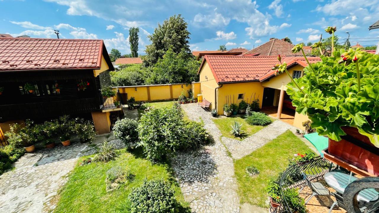 شقة Leto House Târgu Jiu المظهر الخارجي الصورة