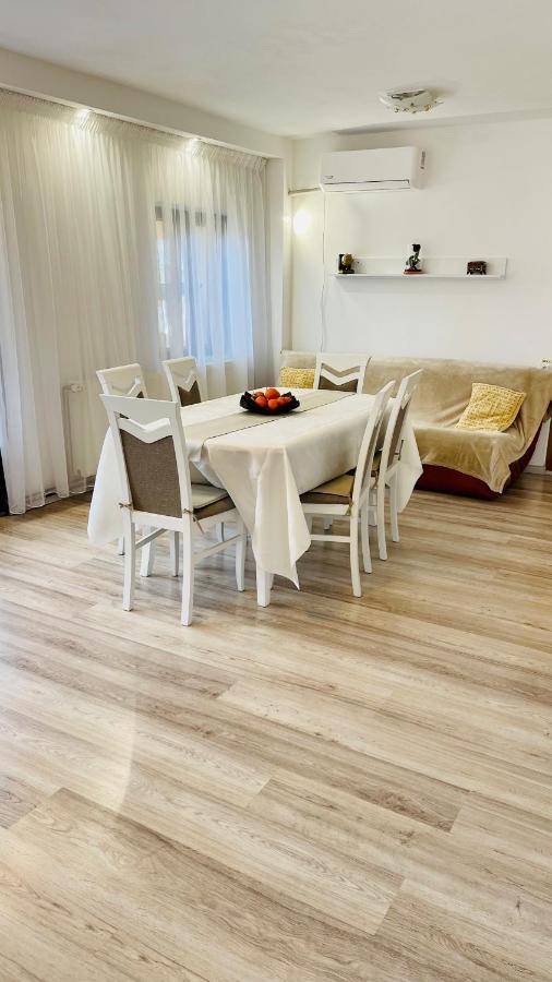 شقة Leto House Târgu Jiu المظهر الخارجي الصورة