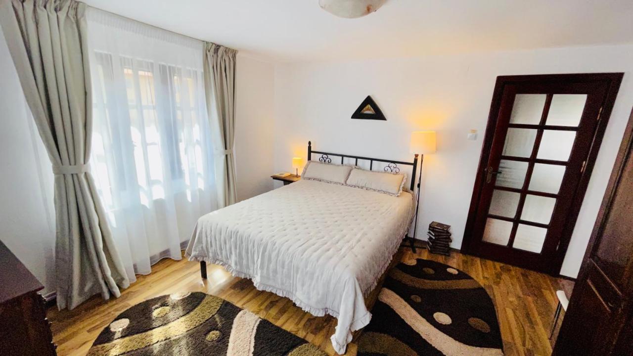 شقة Leto House Târgu Jiu المظهر الخارجي الصورة