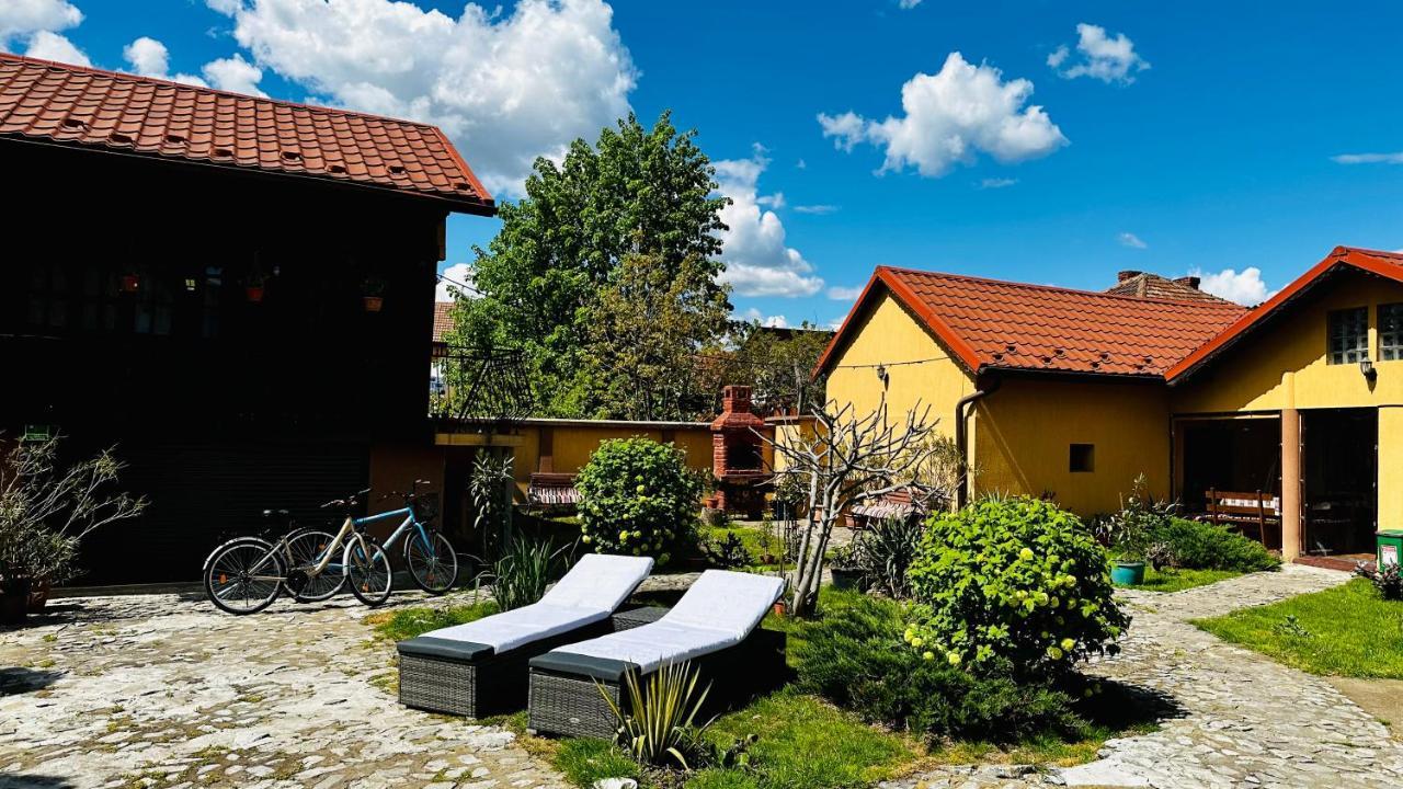 شقة Leto House Târgu Jiu المظهر الخارجي الصورة